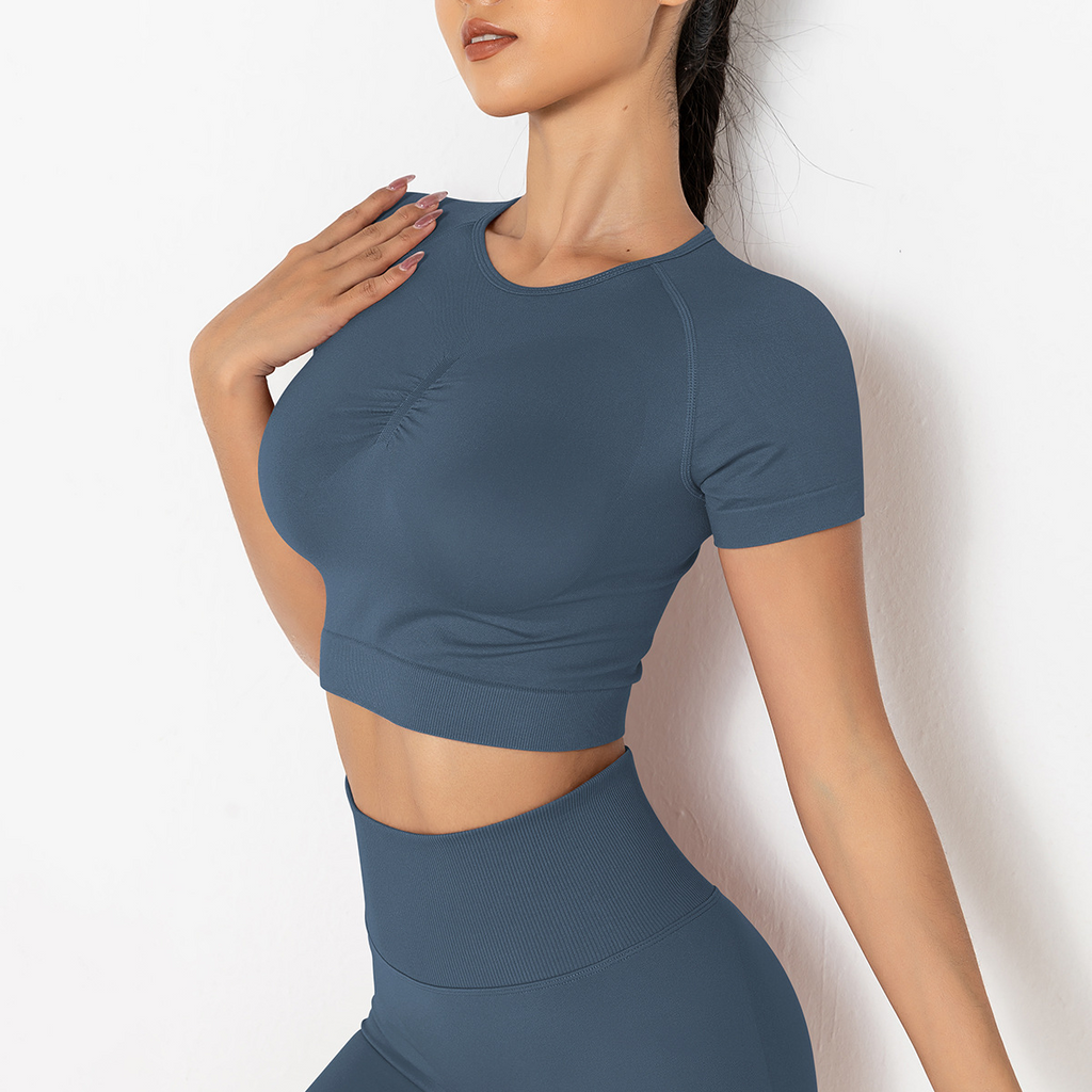 Seamless Women’s Activewear T-Shirt